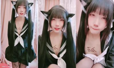 궁극의 기절과 아름다운 소녀! 순수한 천장! JK는 더블 포니 테일을 착용하고 스커트를 들어 올려 검은 실크, 유리 막대를 엽니 다