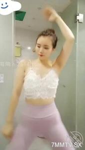 "충격 복지 슈퍼 근친상간"Haijiao의 원래 주인은 그가 실제로 인터넷 유명인의 시누이를 얻을 것이라고는 꿈도 꾸지 못했습니다.