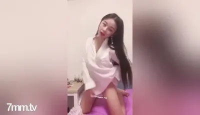 快手超美氣質女神豪邁巨乳【妖姬媚兒】露臉全裸私拍太美了這對乳房！