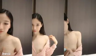 超级清纯的乖乖女学生妹校花级别的顔值长辈眼里的乖乖女竟如此淫荡.