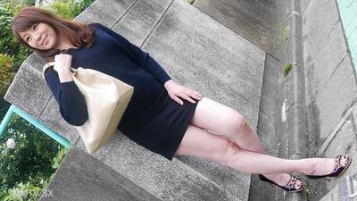060525_100 A Beautiful Mature Woman With A Beautiful Miniskirt Legs Is Picked Up And Creampied In Two Consecutive Times!