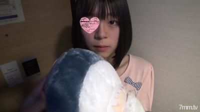 fc2-ppv 1852875 與活躍的一年級學生美醬重逢。在被陰道射精嚇到的表情中感受到不道德感的同時,將生公雞的豐富精子放入年輕的陰戶中。 FC2-PPV-1852875
