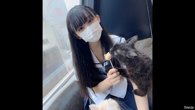 fc2-ppv 3102525 數量有限! ! 【未刪減】乖巧稚嫩的外表下隱藏的面孔... 天真幼稚的外表下,敏感到你想都不敢想的女學生。 ! FC2-PPV-3102525