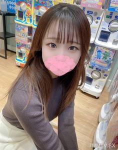 fc2-ppv 3339581 [18歲/非○歲] 向朋友介紹一個可愛的苗條和沒有經驗的18歲女孩。最後的工作。 {