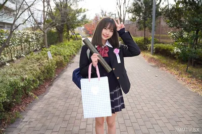 fc2-ppv 4739222 【8/17まで販売】初めてのラブホテルを楽しむ初々しいカップル個撮映像 アイドル級の激カワ彼女のちっぱい乳首がギン勃ちアクメを繰り返す神映像【おまけはおかわりSEX】