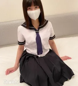 fc2-ppv 1768996 【個撮無・闇ルート・貴重な黒髪スッピン上物美少女】ガチ制服を脱がし全裸でご奉仕SEXさせましたwぎこちない騎乗位でいい声で啼いてる美少女にしっかりと奥に中出し注入~!