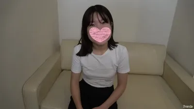 fc2-ppv 2483320 室內女孩。從她安靜的外表出乎意料地向性慾強烈的色情女孩射出大量陰道精液！ ！ {