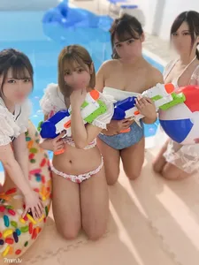 fc2-ppv 2553594 ※この冬限定最新!【乱〇プール】Gcupパイズリ・中出し・筆おろし何でもあり!カンペ無し、真冬のプール乱〇楽しんだもん勝ち {