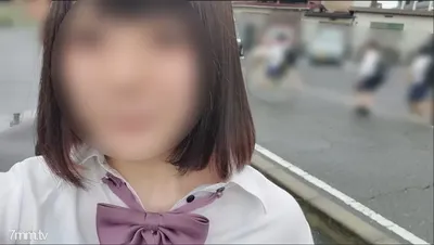fc2-ppv 3080111 青梅竹馬 Yume-chan！在學校自拍和自慰 {