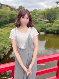 fc2-ppv 3114022 『みゆきちゃん最高傑作!』『愛嬌抜群!』19歳現◯女子大生みゆきちゃん なんとすぐに会いに来てくれました!豪快イマラから鬼ピストン生中出しを懇願する姿がたまらないです。。 {